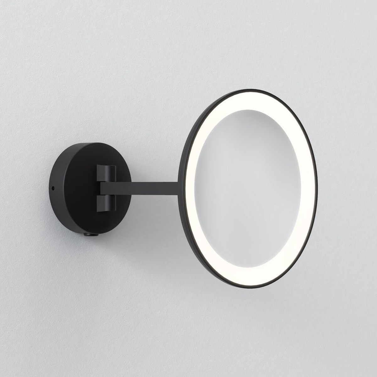 Astro Mascali Round Illuminated Mirror
